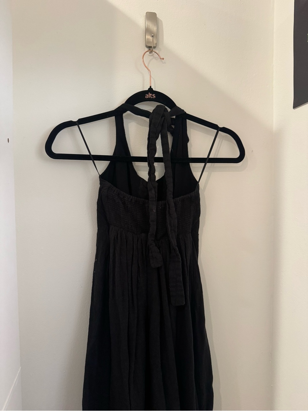 WeWoreWhat Halter Button-Front Linen Midi Dress - Picture 6 of 7